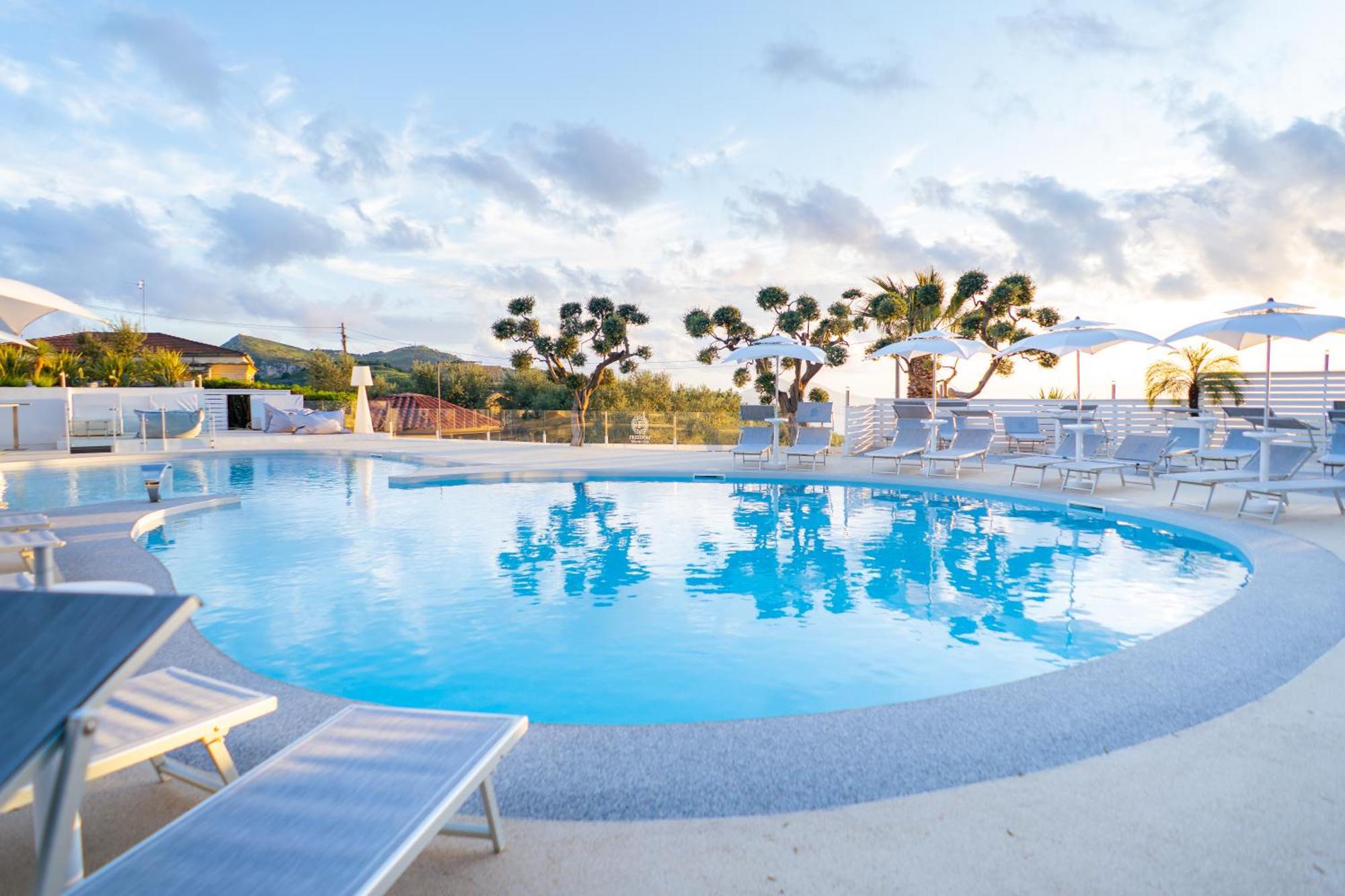 Hotel & Spa Relais Freedom Club Massa Lubrense Esterno foto